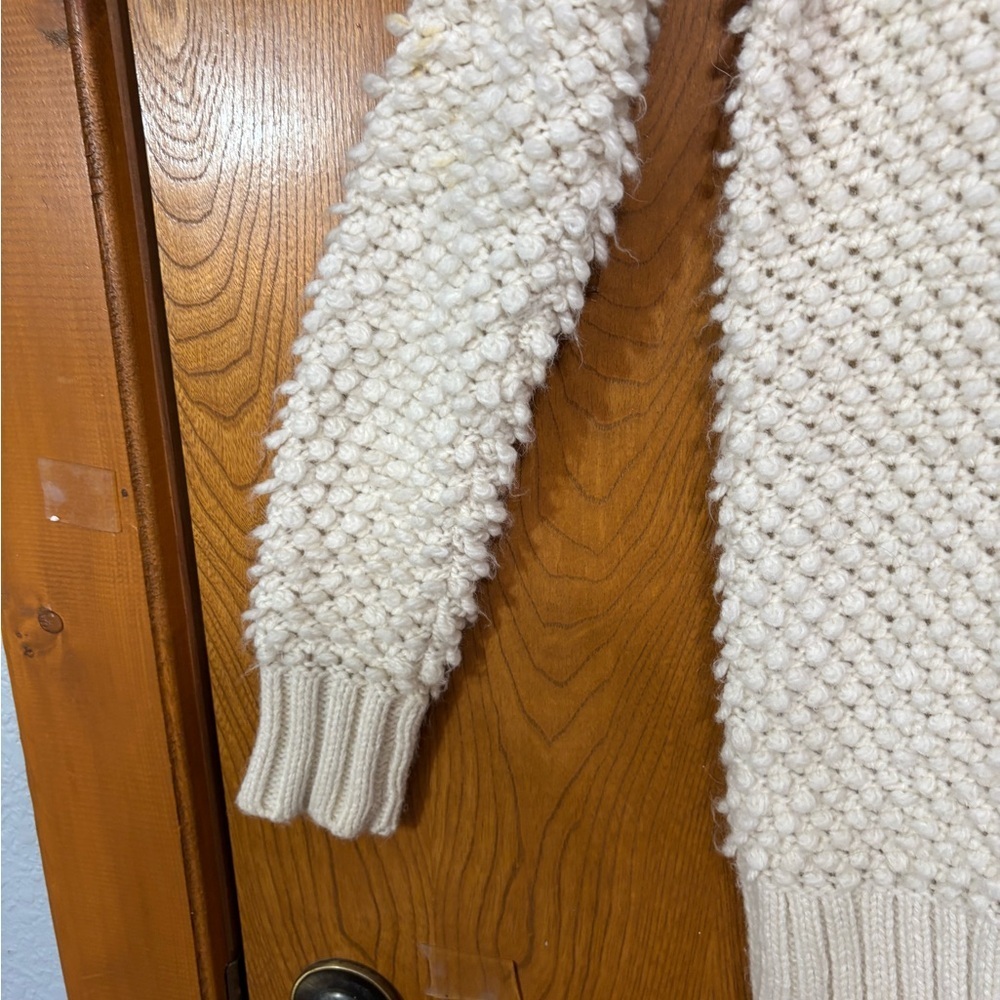American Eagle Outfitters Textured Cream Sweater - Picture 5 of 7
